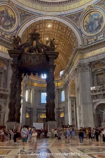 Looking up into the Dome of Sa